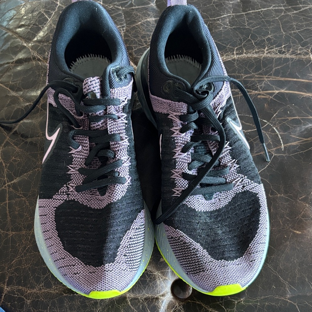 Nike Size 10 Women's React Infinity Run Flyknit 2 CT2423500 Gray/purple